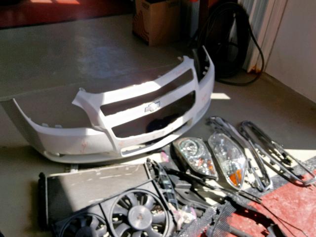 1G1ZH57B994199147 - 2009 CHEVROLET MALIBU 1LT თეთრი ფოტო 9