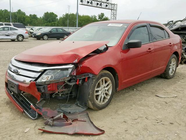 3FAHP0GA5CR411059 - 2012 FORD FUSION S RED photo 2