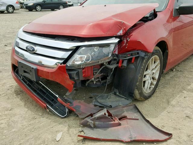 3FAHP0GA5CR411059 - 2012 FORD FUSION S RED photo 9