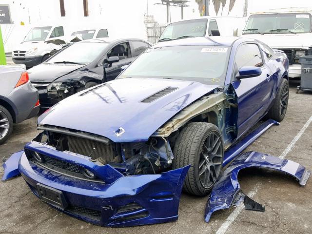 1ZVBP8CF4D5275296 - 2013 FORD MUSTANG GT BLUE photo 2