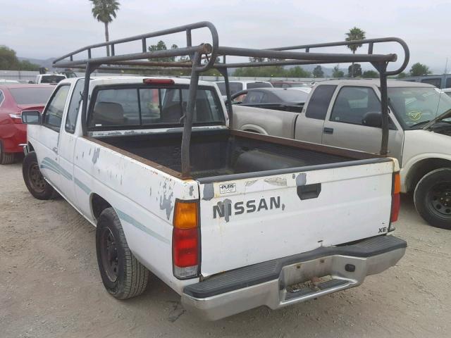 1N6SD16S1SC365152 - 1995 NISSAN TRUCK KING WHITE photo 3