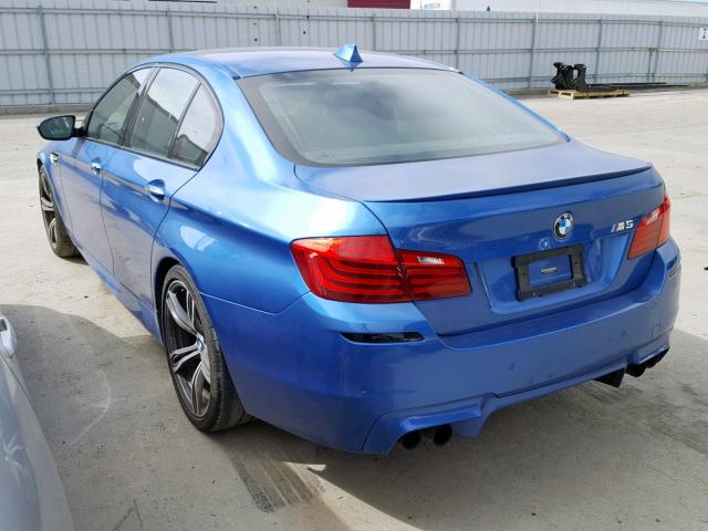 WBSFV9C55FD595235 - 2015 BMW M5 BLUE photo 3