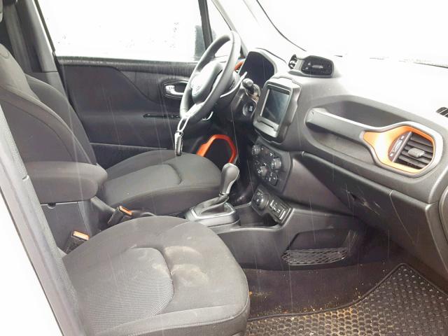 ZACCJBAB1JPH59001 - 2018 JEEP RENEGADE S თეთრი ფოტო 5