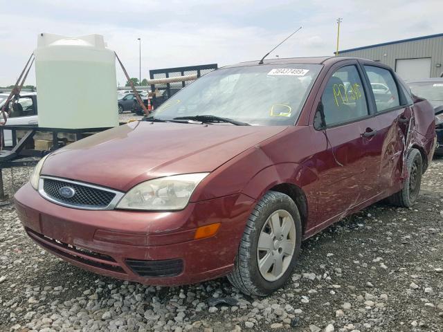 1FAHP34N86W106777 - 2006 FORD FOCUS ZX4 BURGUNDY photo 2