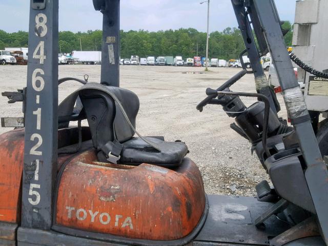 60995 - 1995 TOYOTA FORKLIFT ORANGE photo 5