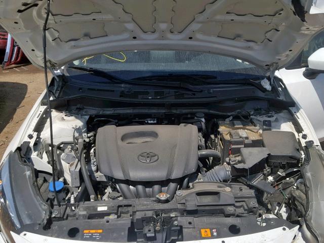 3MYDLBZVXGY139086 - 2016 TOYOTA SCION IA WHITE photo 7