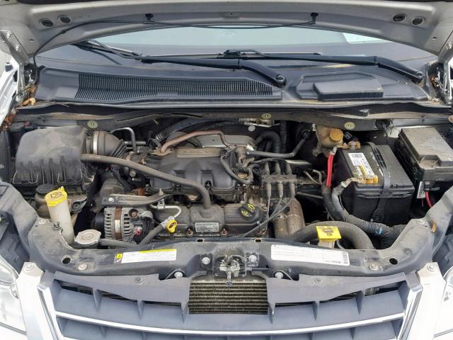 2A4RR5D18AR126668 - 2010 CHRYSLER TOWN & COU SILVER photo 7