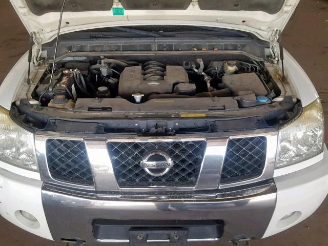 5N1AA08BX4N739100 - 2004 NISSAN ARMADA SE WHITE photo 7