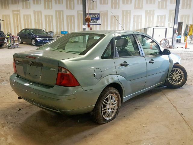 1FAFP34NX5W188548 - 2005 FORD FOCUS ZX4 GREEN photo 4