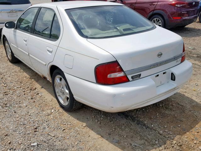 1N4DL01A0YC105928 - 2000 NISSAN ALTIMA XE WHITE photo 3