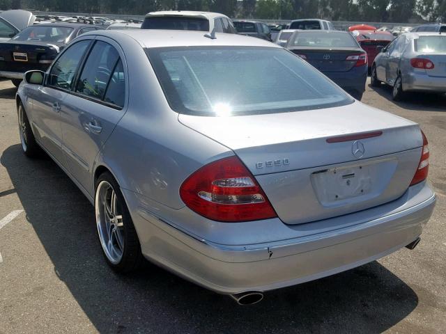 WDBUF72X47B015942 - 2007 MERCEDES-BENZ E 550 SILVER photo 3