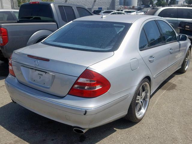 WDBUF72X47B015942 - 2007 MERCEDES-BENZ E 550 SILVER photo 4