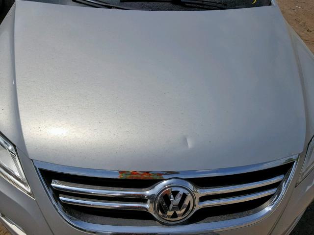 WVGBV75N19W513593 - 2009 VOLKSWAGEN TIGUAN SE SILVER photo 7