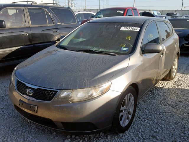 KNAFU5A21B5401345 - 2011 KIA FORTE EX GRAY photo 2