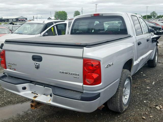 1D7RW3GP6BS695933 - 2011 DODGE DAKOTA SLT SILVER photo 4