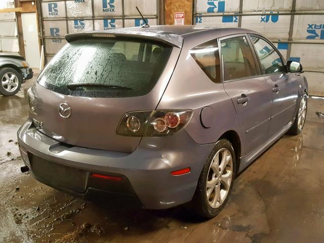 JM1BK344981138739 - 2008 MAZDA 3 HATCHBAC GRAY photo 4