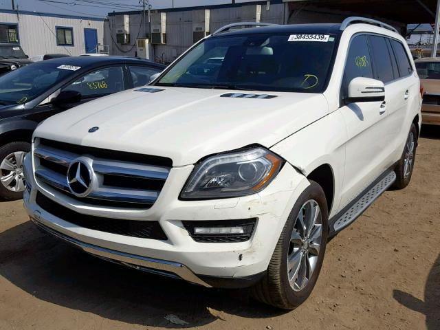 4JGDF7CE4DA123814 - 2013 MERCEDES-BENZ GL 450 4MA WHITE photo 2