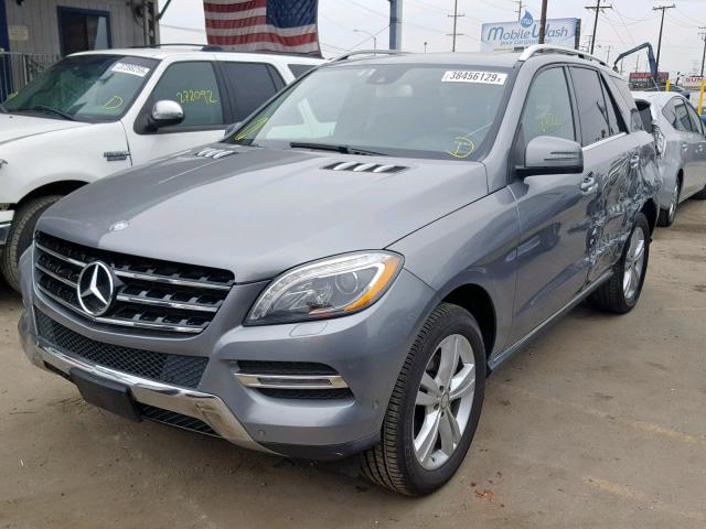 4JGDA5JB2DA134483 - 2013 MERCEDES-BENZ ML 350 GRAY photo 2