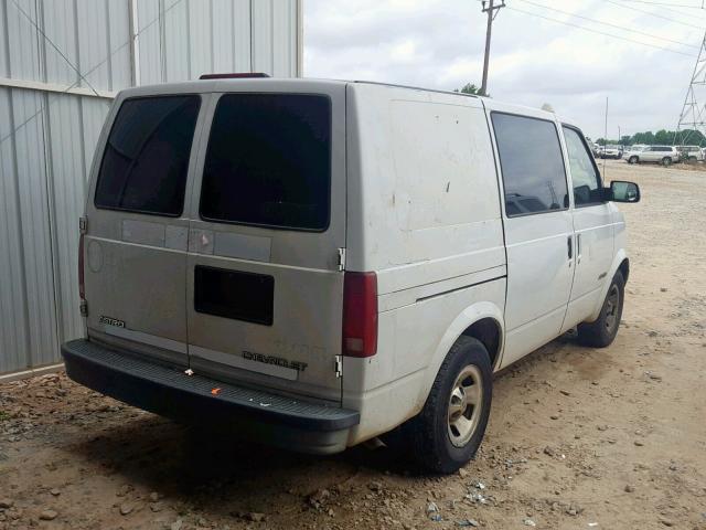 1GCDM19X62B118377 - 2002 CHEVROLET ASTRO WHITE photo 4