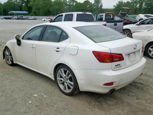 JTHBK262462010033 - 2006 LEXUS IS 250 WHITE photo 3