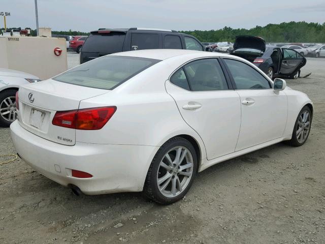 JTHBK262462010033 - 2006 LEXUS IS 250 WHITE photo 4