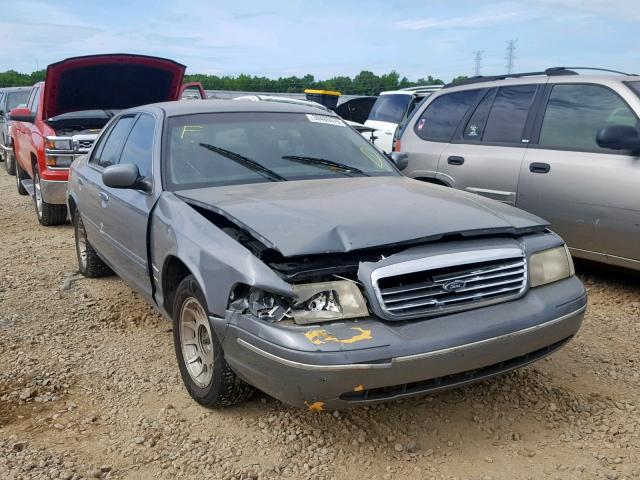 2FAFP74W3WX175937 - 1998 FORD CROWN VICT GRAY photo 1