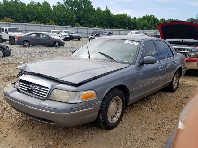 2FAFP74W3WX175937 - 1998 FORD CROWN VICT GRAY photo 2