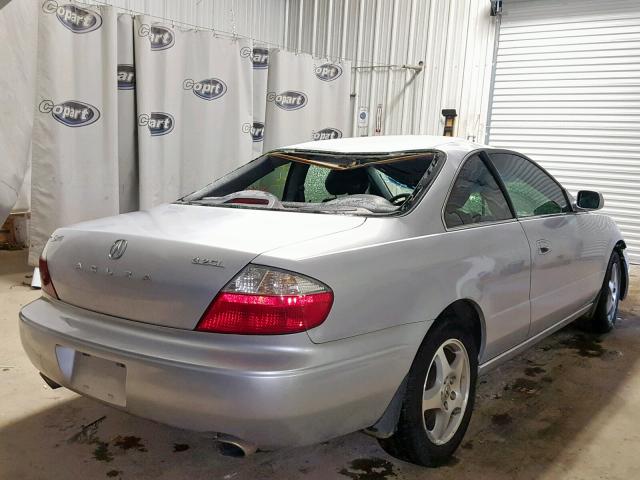 19UYA42483A003266 - 2003 ACURA 3.2CL SILVER photo 4