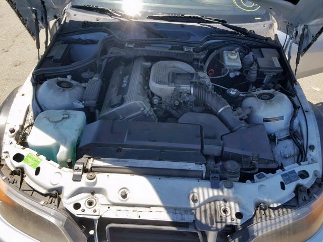 4USCH7325VLB80039 - 1997 BMW Z3 1.9 SILVER photo 7