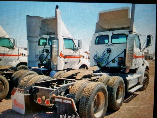 2FWJA3CV46AW47010 - 2006 STERLING TRUCK AT 9500 WHITE photo 4