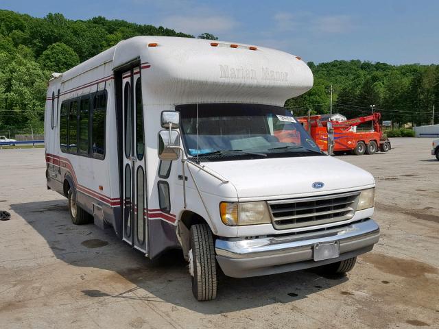 1FDKE30G3PHA08125 - 1993 FORD MOTORHOME WHITE photo 1