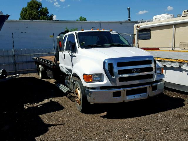 3FRNX65F15V130906 - 2005 FORD F650 SUPER WHITE photo 1