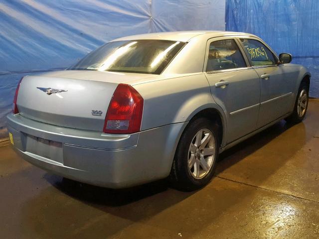 2C3KA53G46H104950 - 2006 CHRYSLER 300 TOURIN SILVER photo 4