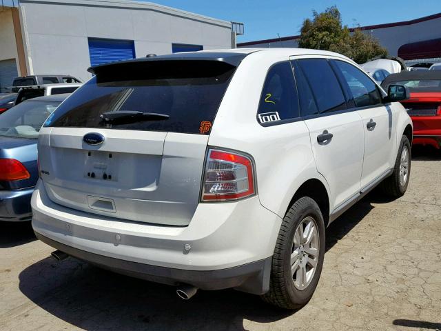 2FMDK3GC0ABA17177 - 2010 FORD EDGE SE WHITE photo 4