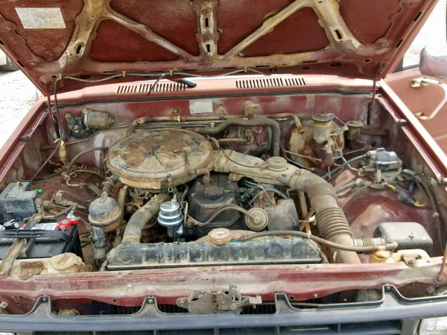 JT4RN55R7F0129777 - 1985 TOYOTA PICKUP 1/2 BROWN photo 7