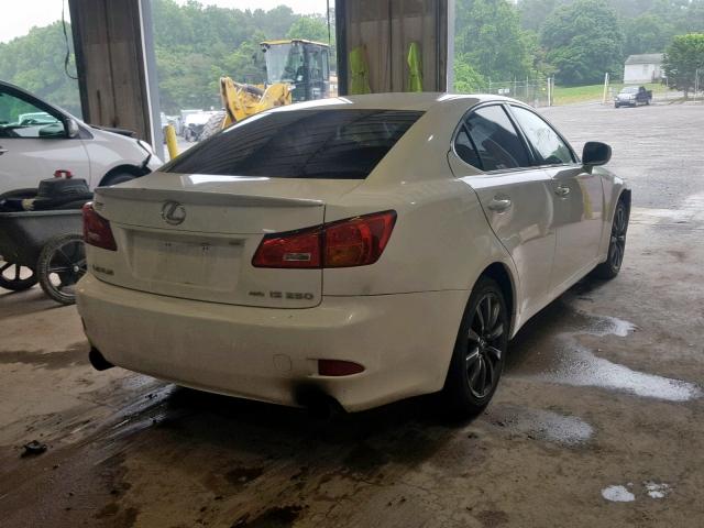 JTHCK262X65007382 - 2006 LEXUS IS 250 WHITE photo 4