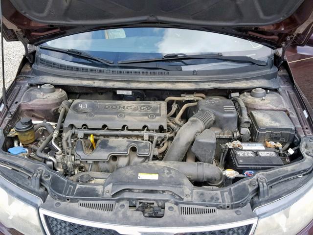 KNAFU4A27A5858637 - 2010 KIA FORTE EX BURGUNDY photo 7