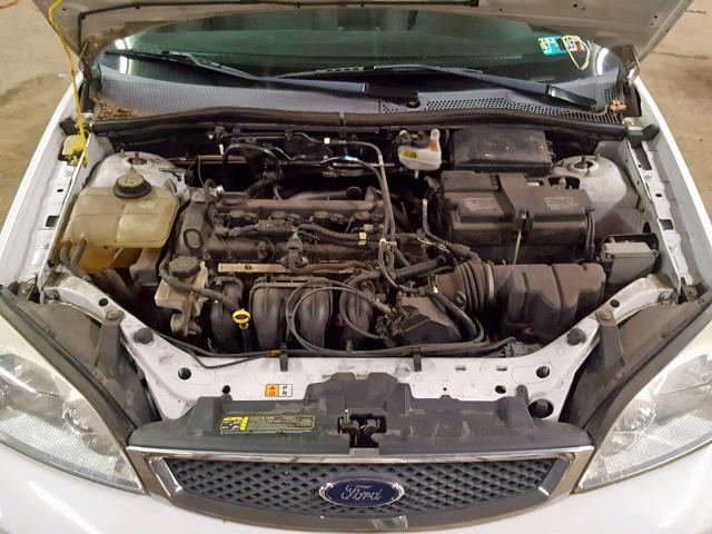 1FAFP34NX7W332392 - 2007 FORD FOCUS ZX4 WHITE photo 7