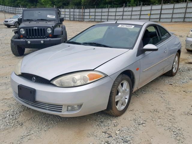 1ZWFT61L025612677 - 2002 MERCURY COUGAR V6 SILVER photo 2