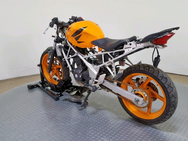 MLHMC4102D5303642 - 2013 HONDA CBR250 R ORANGE photo 6