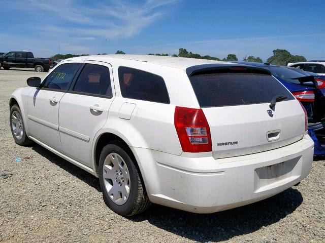 2D4FV47T86H381705 - 2006 DODGE MAGNUM SE WHITE photo 3