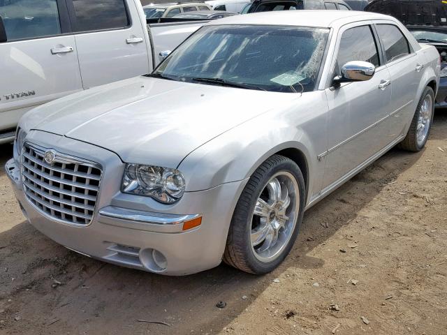 2C3KA63H96H412226 - 2006 CHRYSLER 300C SILVER photo 2