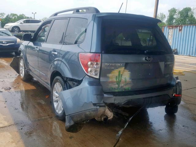 JF2SHAEC7DH437156 - 2013 SUBARU FORESTER L BLUE photo 3