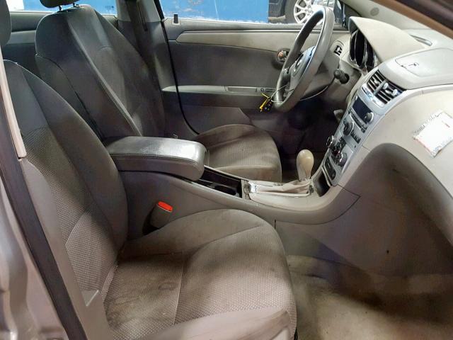 1G1ZH57B48F261850 - 2008 CHEVROLET MALIBU 1LT SILVER photo 5
