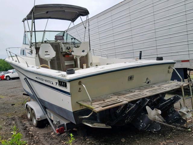 NTLR0214M81 - 1971 GRAD BOAT WHITE photo 3