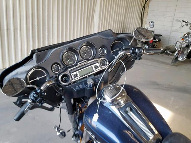 1HD1FC41X8Y694375 - 2008 HARLEY-DAVIDSON FLHTCUI BLUE photo 5