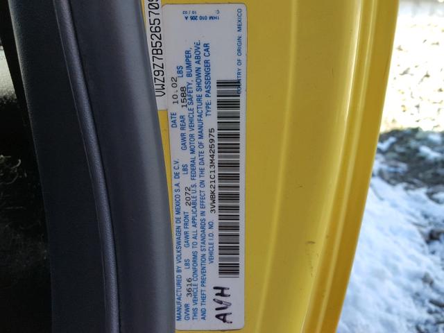3VWBK21C13M425975 - 2003 VOLKSWAGEN NEW BEETLE YELLOW photo 10