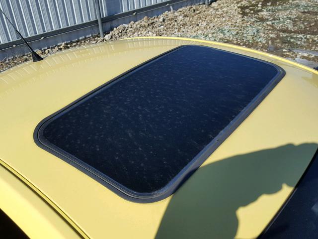 3VWBK21C13M425975 - 2003 VOLKSWAGEN NEW BEETLE YELLOW photo 9