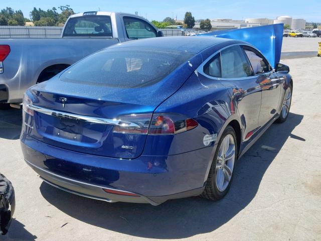 5YJSA1H24FF097862 - 2015 TESLA MODEL S 85 BLUE photo 4