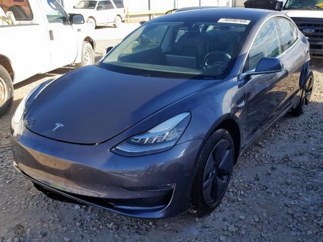 5YJ3E1EA2JF157649 - 2018 TESLA MODEL 3 GRAY photo 2